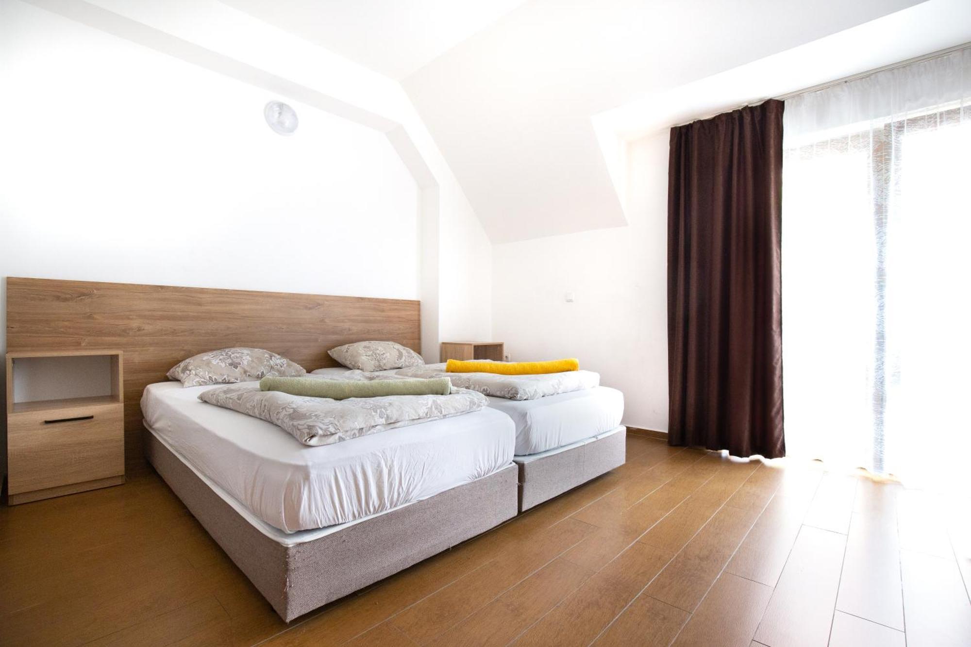 En-Suite Rooms: Novа Guesthouse In Sofia Center Exterior photo